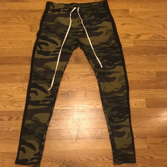 army fatigue sweatsuit